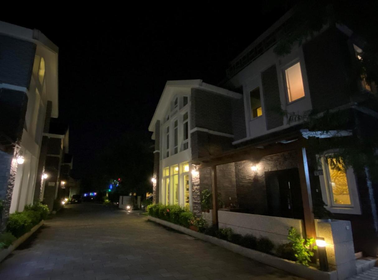 北歐小宅-市區電梯民宿附停車位 Hualien Eksteriør billede